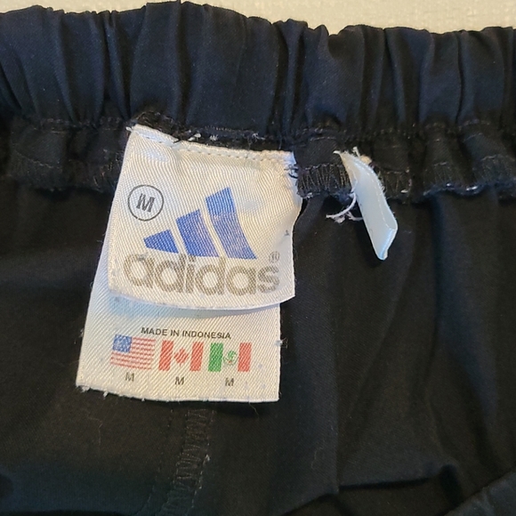 Adidas black vintage loose capris women's medium - Picture 8 of 10